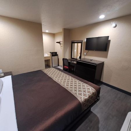 American Inn I10 Rialto And Colton Экстерьер фото